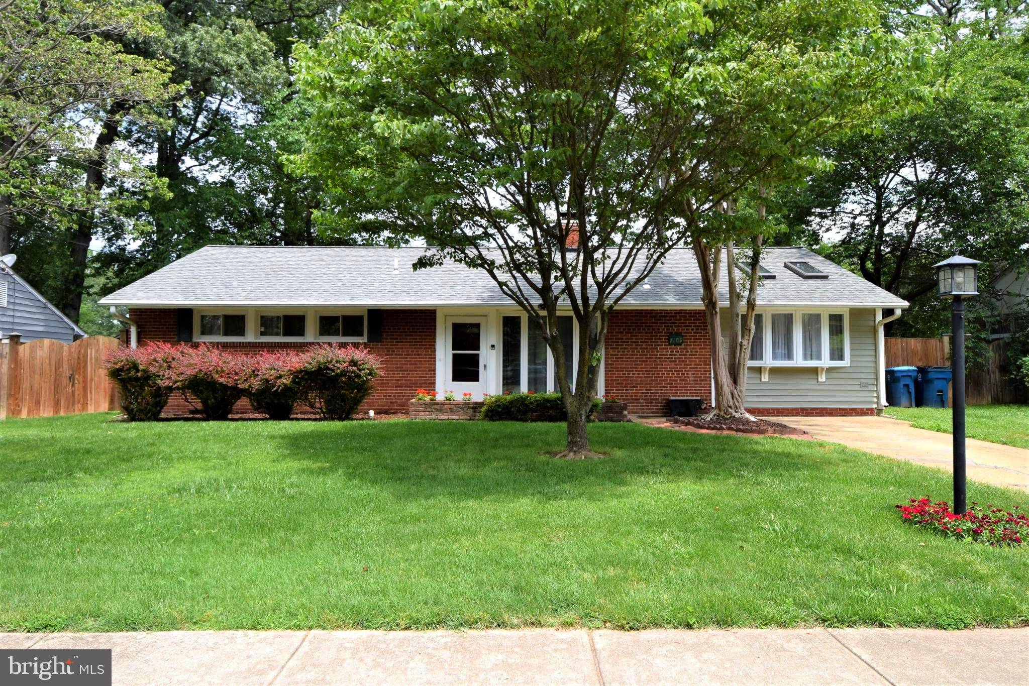 7209 HALIFAX PL, Springfield, VA 22150