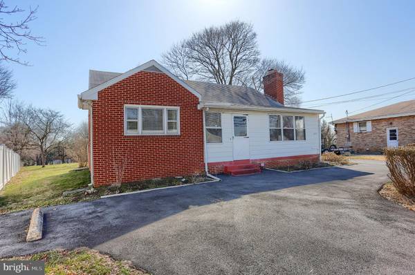 252 SILVER SPRING RD, Mechanicsburg, PA 17050