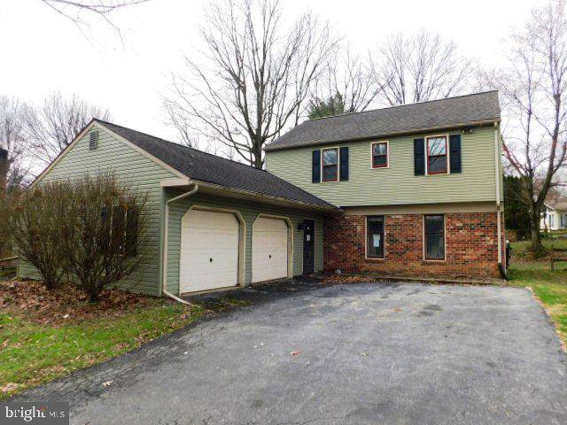 2884 MICHENER DR, Lancaster, PA 17601