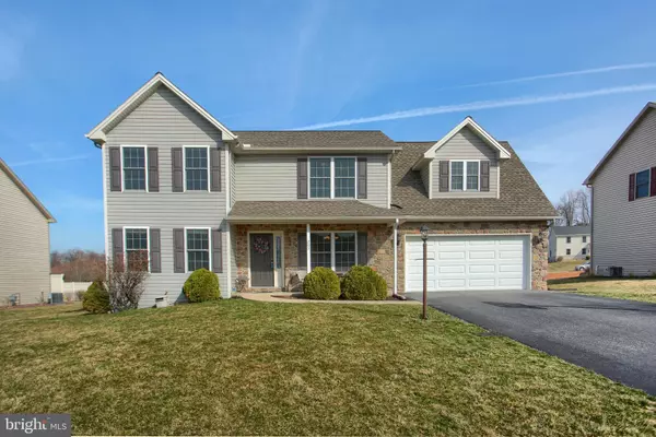 203 WESTGATE DR, Mount Holly Springs, PA 17065