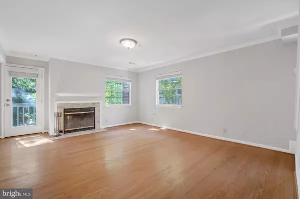 North Bethesda, MD 20852,5800 INMAN PARK CIR #200