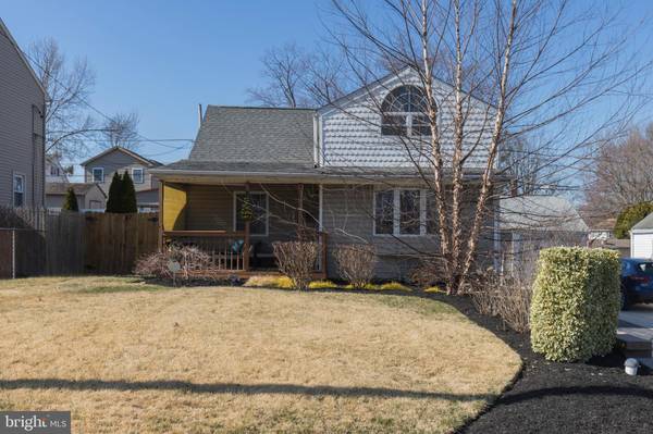 47 BUNTING LN, Aston, PA 19014