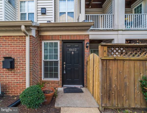 4652 LAWTON WAY #3, Alexandria, VA 22311