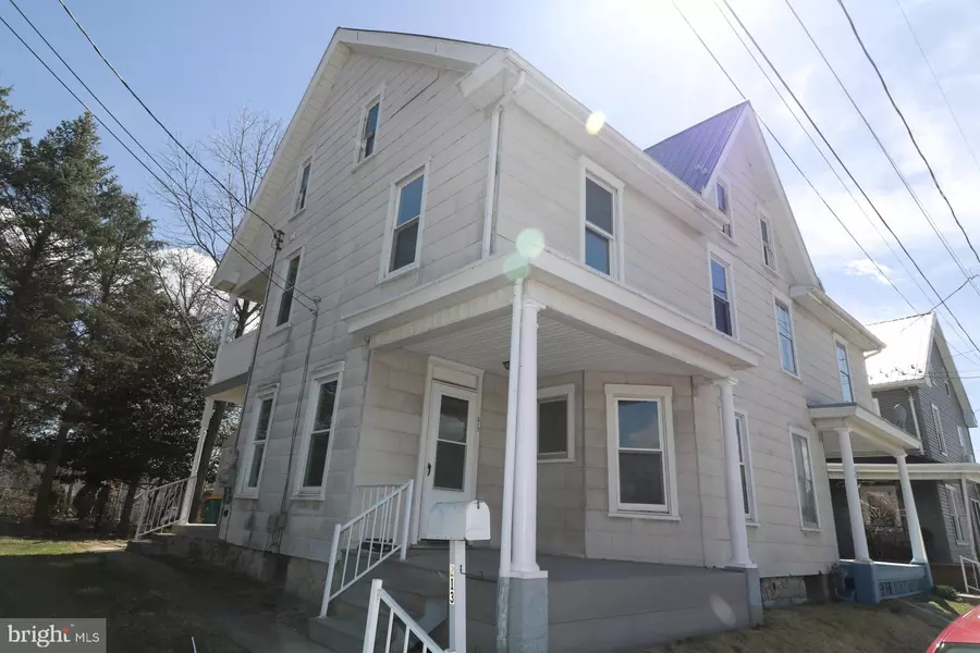 213 WALNUT ST, Waynesboro, PA 17268