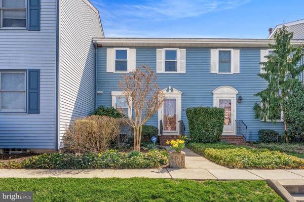 635 E MAIN ST #2, Moorestown, NJ 08057