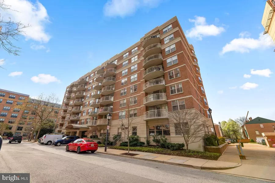 1200 BRADDOCK PL #101, Alexandria, VA 22314