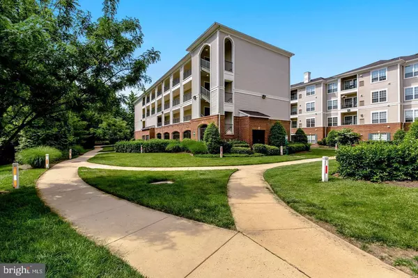 4860 EISENHOWER AVE #195, Alexandria, VA 22304