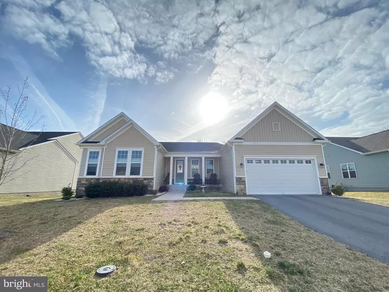 519 BARKSDALE DR, Charles Town, WV 25414