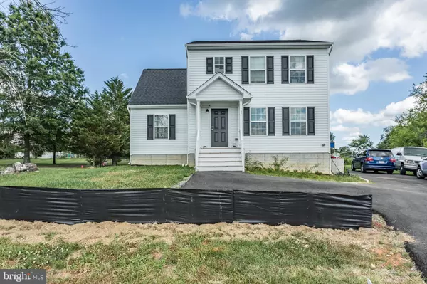 53 S LOUDOUN ST, Lovettsville, VA 20180