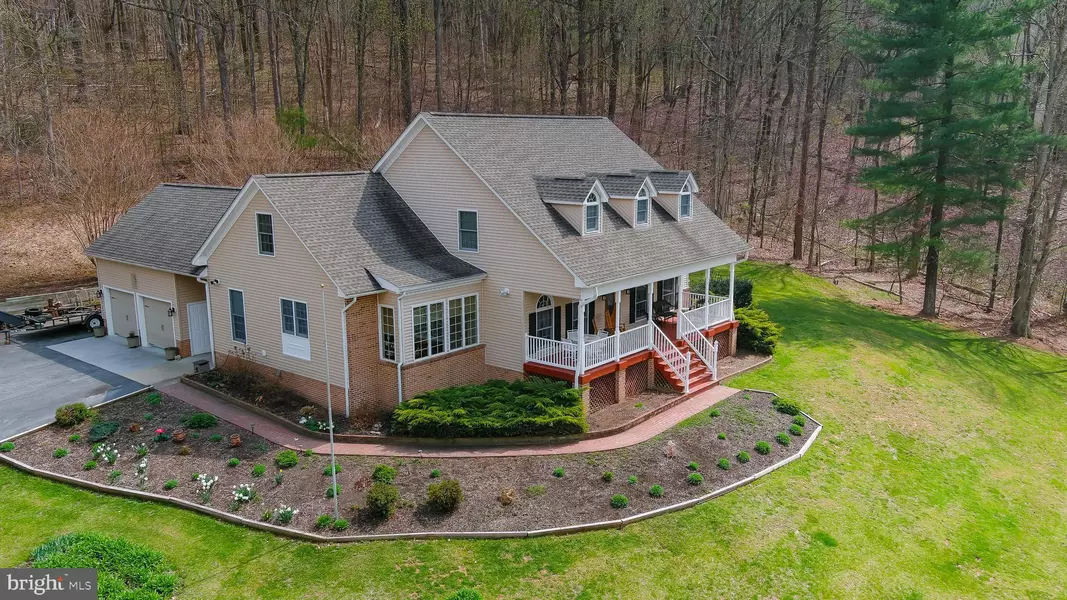 301 GIMLET RIDGE RD, Bentonville, VA 22610