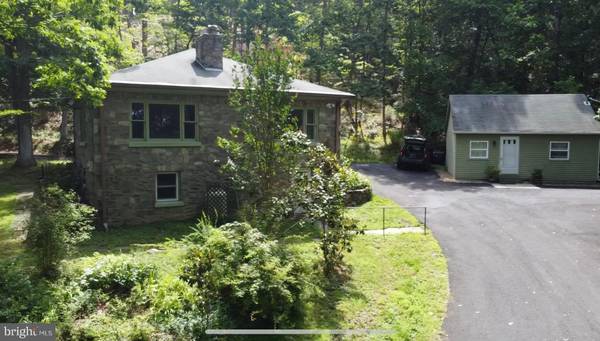 Bluemont, VA 20135,39 RIVER RD