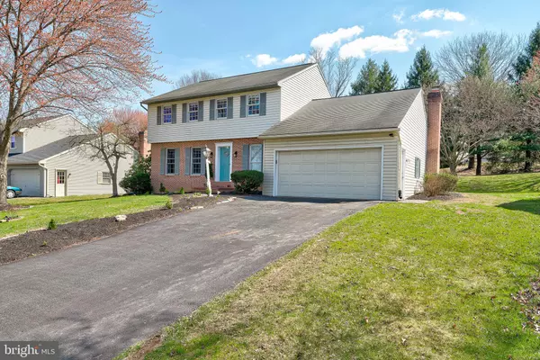 Lancaster, PA 17601,957 PINETREE WAY