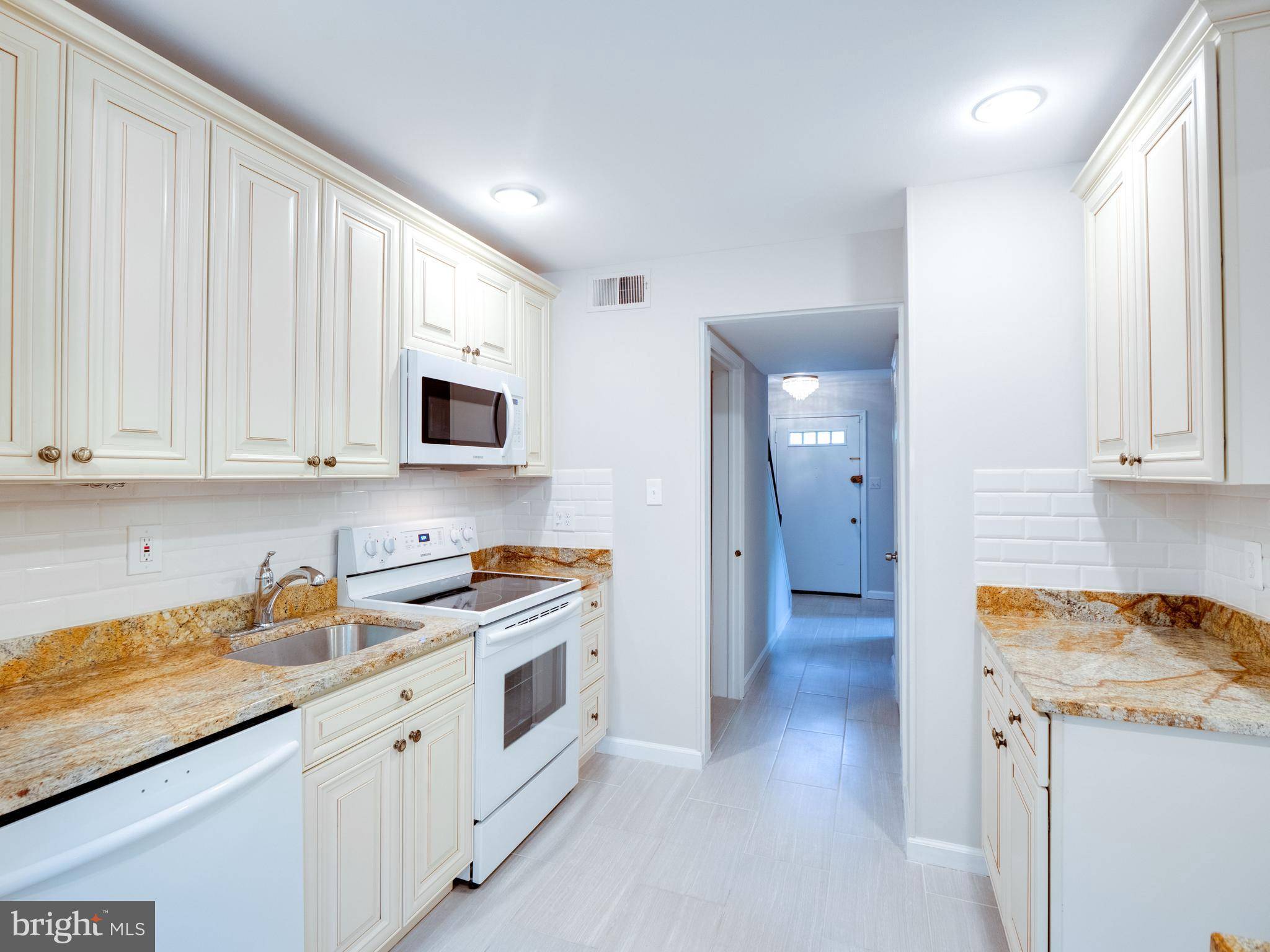 Springfield, VA 22153,8352 LUCE CT