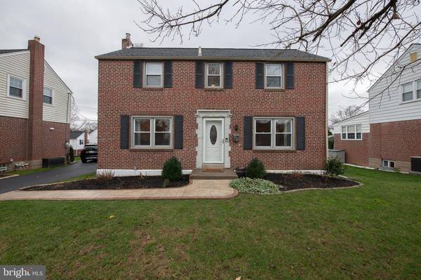 212 PICKWICK RD, Havertown, PA 19083