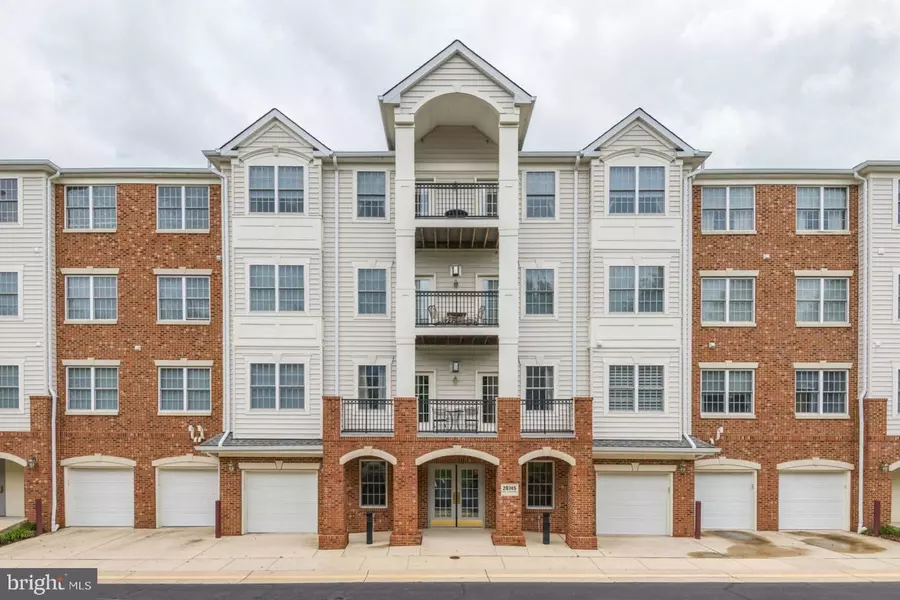 20745 ROYAL PALACE SQ #422, Sterling, VA 20165