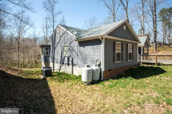 Louisa, VA 23093,59 JOHN LN