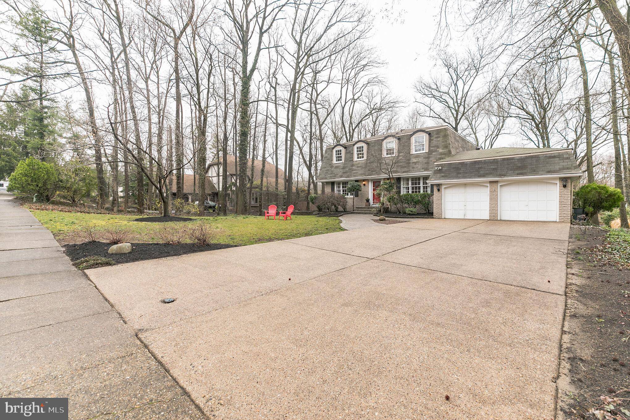 Moorestown, NJ 08057,204 LAURENCE DR