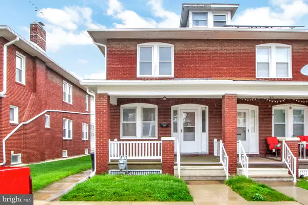 1647 W PHILADELPHIA ST, York, PA 17404