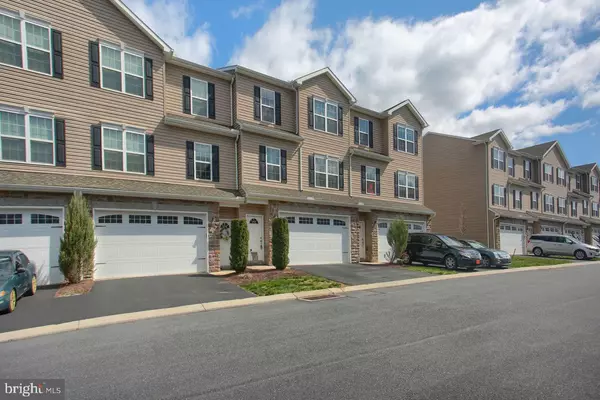 822 SPRING ROCK CT, Mechanicsburg, PA 17055