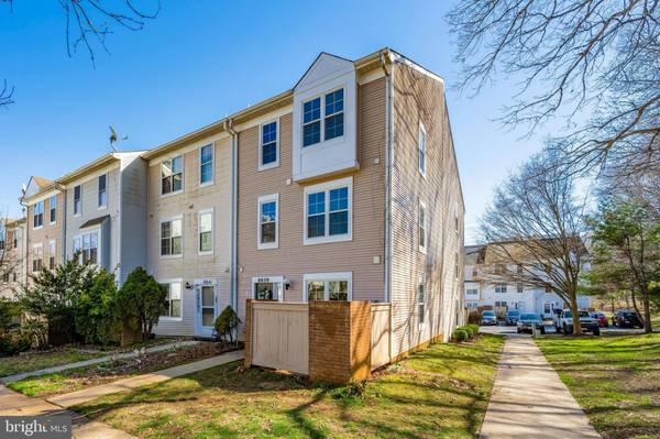 8039 HARBOR TREE WAY, Montgomery Village, MD 20886