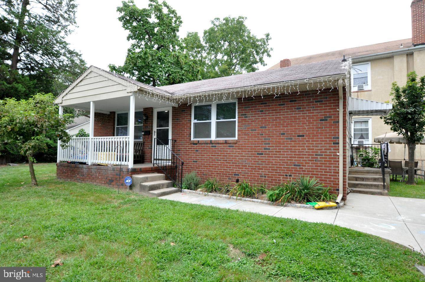 724 BURLINGTON AVE, Delanco, NJ 08075
