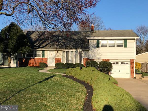 2505 CRATCHETT RD, Wilmington, DE 19808