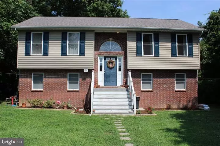 Colonial Beach, VA 22443,128 DALE DR