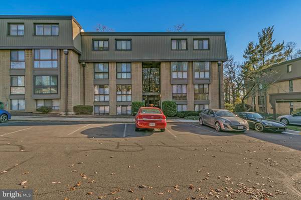 5150 MARIS AVE #201, Alexandria, VA 22304