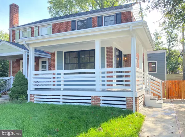 2844 FAIRHAVEN AVE, Alexandria, VA 22303