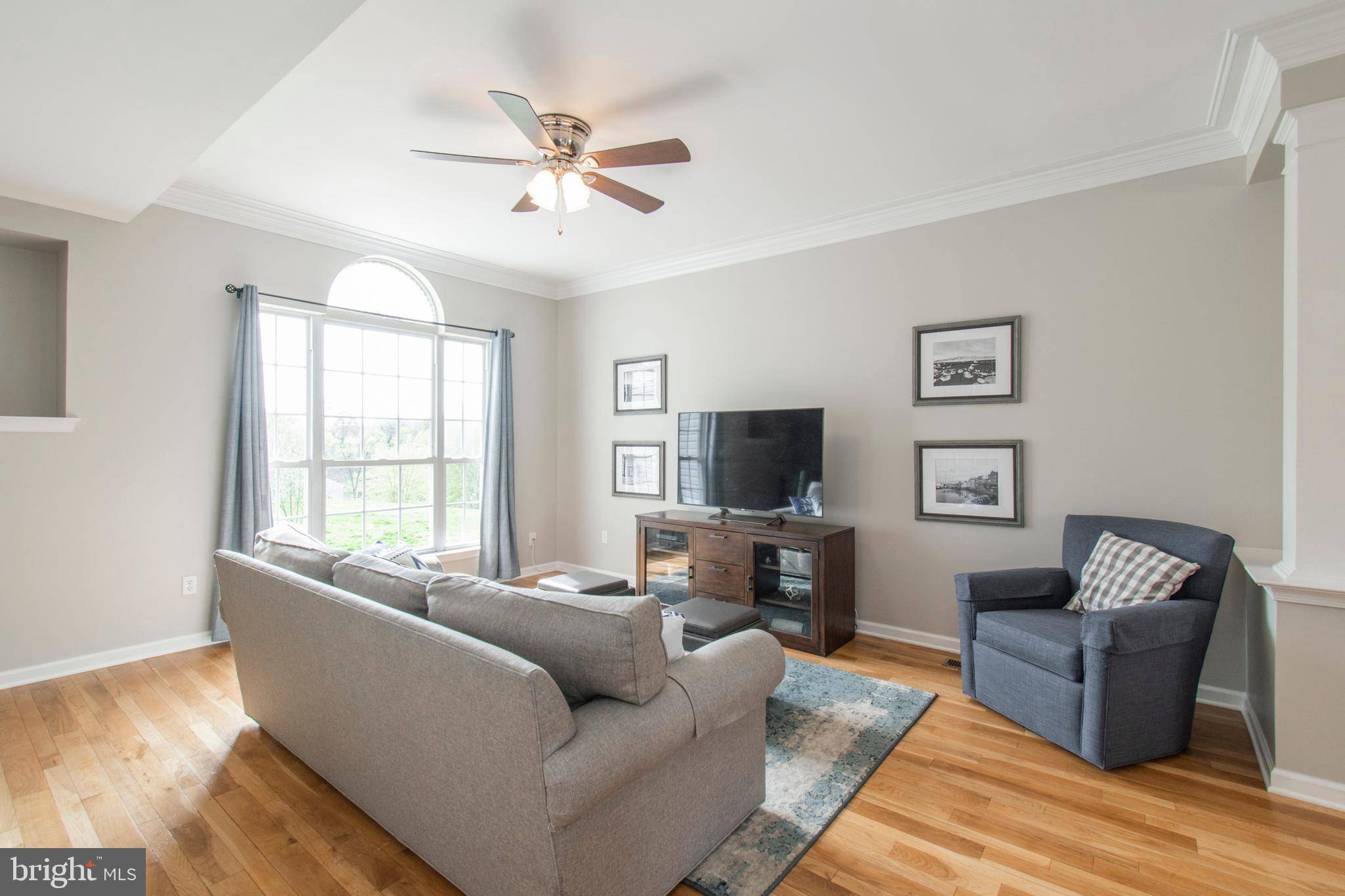 Philadelphia, PA 19128,6727 CINNAMON DR