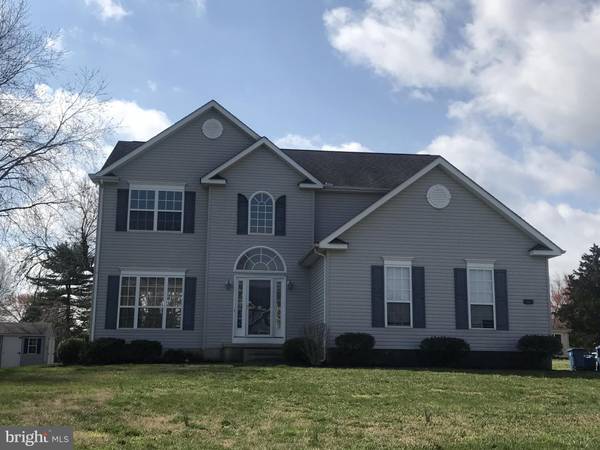 357 W DARBY CIR, Dover, DE 19904