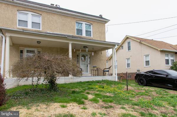 2723 CHESTNUT AVE, Ardmore, PA 19003