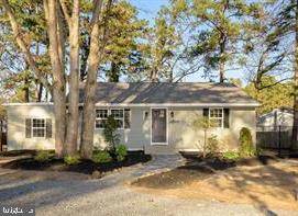 300 GLENSIDE LN, Williamstown, NJ 08094