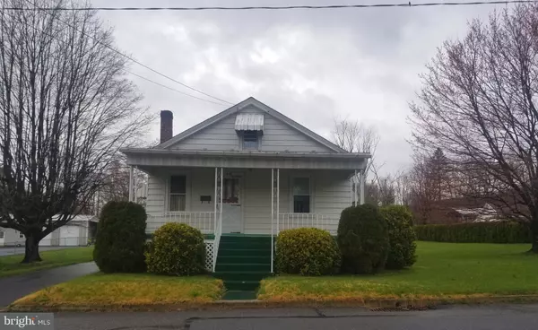 Orwigsburg, PA 17961,633 N WARREN ST