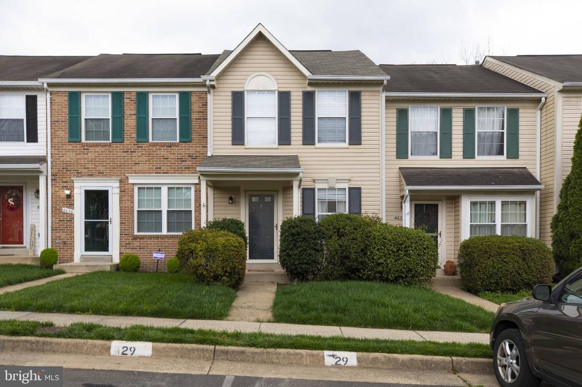 Centreville, VA 20121,6854 CHASEWOOD CIR