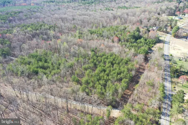 Louisa, VA 23093,OAKLAND RD