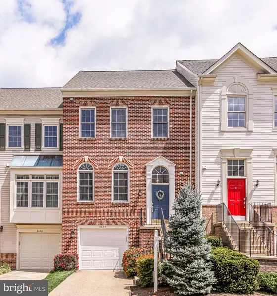 6648 DUNWICH WAY, Alexandria, VA 22315