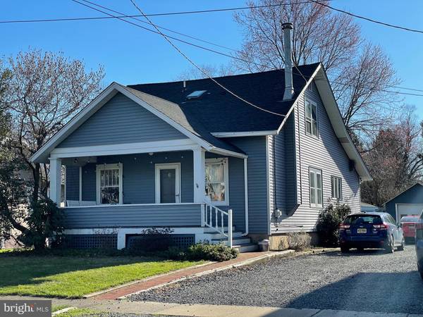 6 EGE AVE, Hopewell, NJ 08525