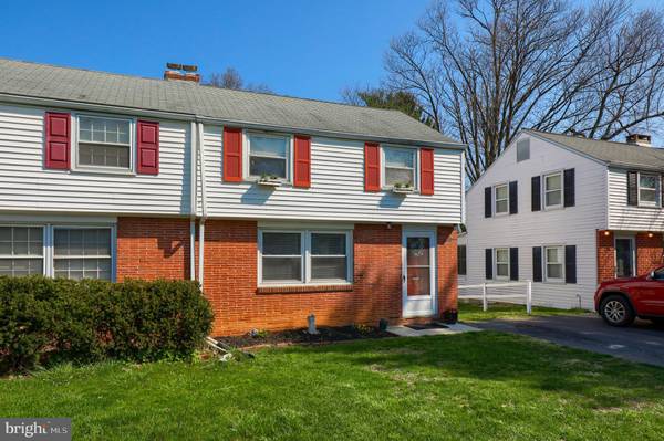 223 ELIZABETH DR, Lancaster, PA 17601