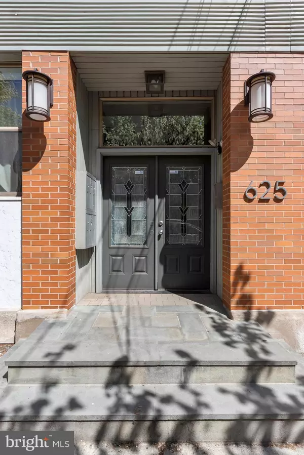 Philadelphia, PA 19147,625-27 BAINBRIDGE ST #3