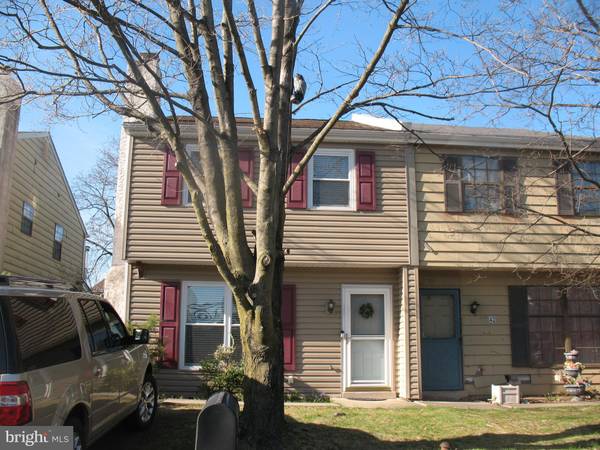 44 DEWSBURY LN, Quakertown, PA 18951