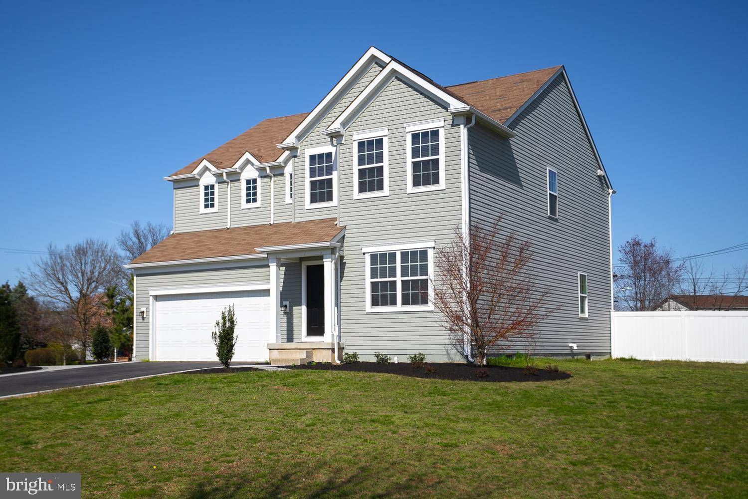 Florence, NJ 08518,325 PIGOTT DR