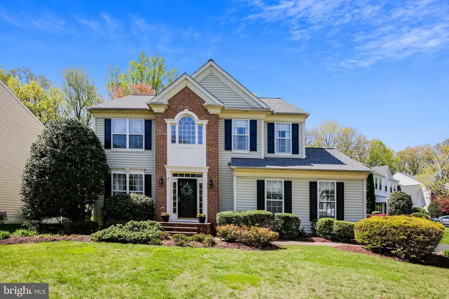 1 HERITAGE FARM CT, Gaithersburg, MD 20886