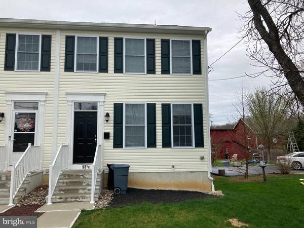 92 MAIN ST, Hellertown, PA 18055