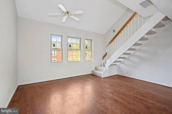 525 BASHFORD LN #6, Alexandria, VA 22314