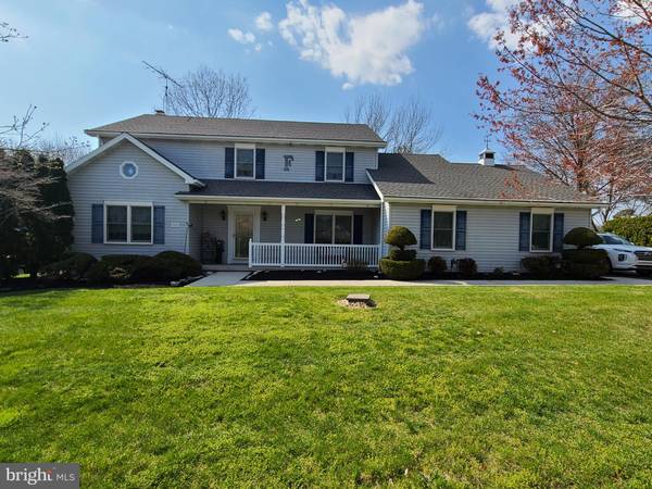 63 LAKE VIEW DR, Gettysburg, PA 17325