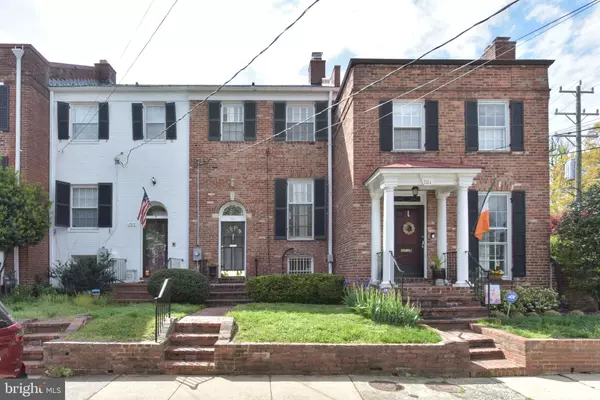 Alexandria, VA 22314,703 S PITT ST