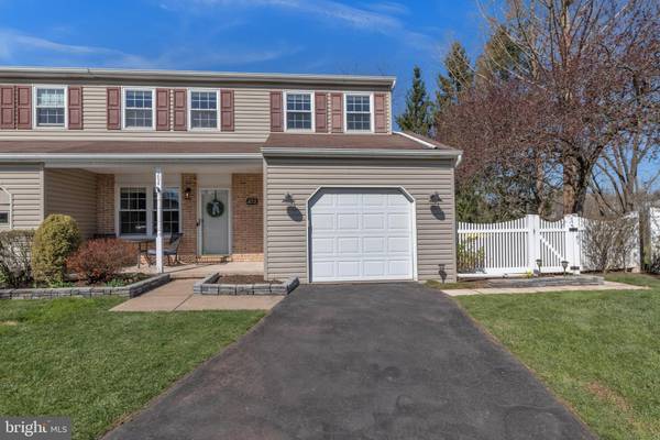 294 PAMELA CIR, Harleysville, PA 19438