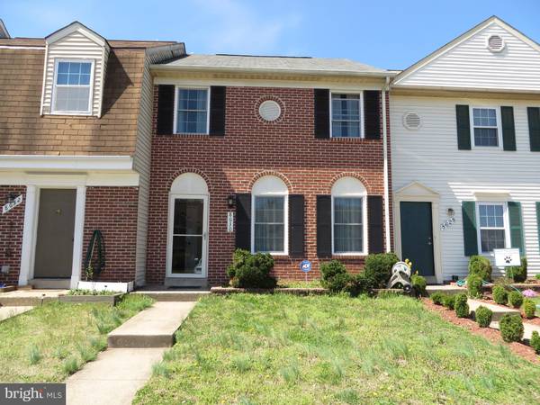 8630 POINT OF WOODS DR, Manassas, VA 20110