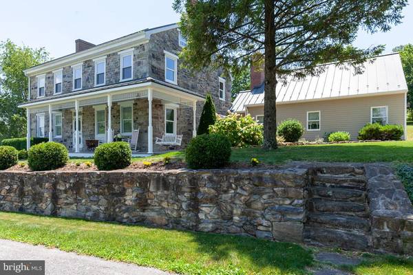 878 MOUNT CARMEL RD, Orrtanna, PA 17353